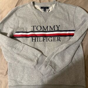SOLD Tommy Hilfiger Gray Sweater